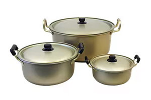 アルミ鍋(異物あり)