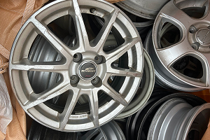 アルミホイール